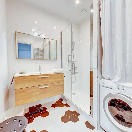 Comfort, Bright And View Eiffel Tower - Apartment
