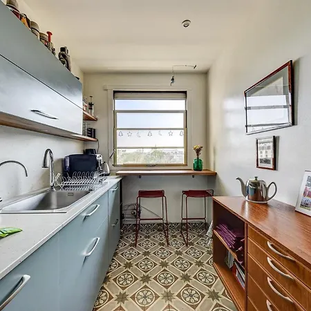 Apartment Comfort, Bright And View Eiffel Tower - *